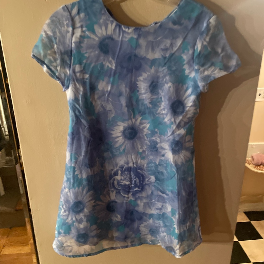 Vintage 90s girls sweet soda Floral Blue and White Short Sleeve Dress